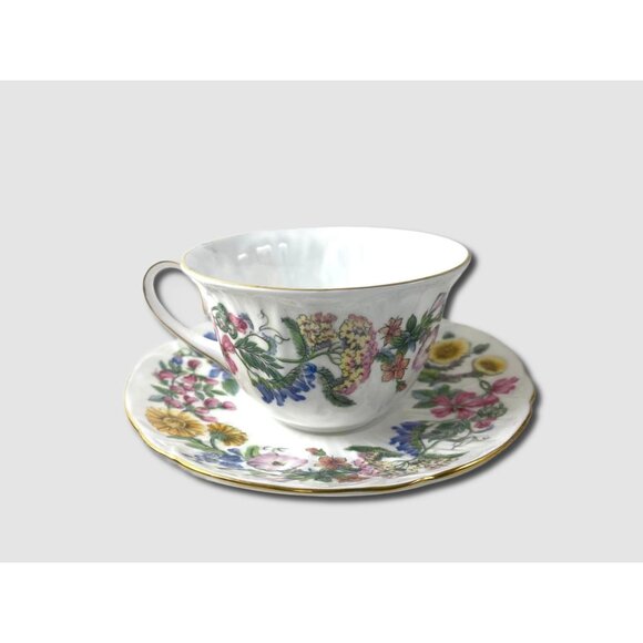 Shelley England Hedgerow Fine Bone China Tea Cup & Saucer Set - Picture 6 of 6
